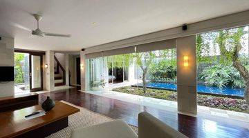 Gambar 5 Luxury Villa One gate System di Jimbaran