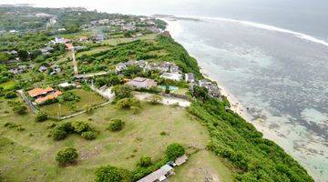 Gambar 1 Tanah Cliff LANGKA di Sawangan, Nusa dua.