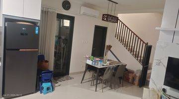 Gambar 5 Jual Rumah Full Furnished di Cluster Baroni Gading Serpong, Tangerang