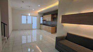 Gambar 1 Jual Rumah Boulevard Kota Wisata