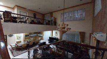 Gambar 4 Di Jual Rumah Mewah Full Furnish, Marmer, Kota Wisata