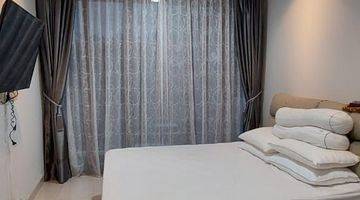 Gambar 2 Disewakan Rumah 2 Lantai 4 Kamar Tidur Di Batam Center Furnished