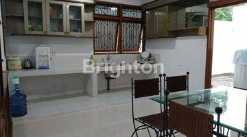 Gambar 3 Rumah 2 Lantai Full Furnish Seminyak Badung