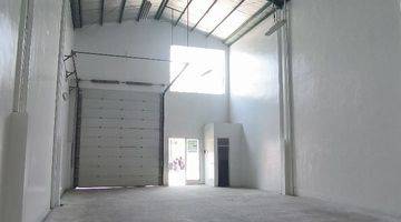 Gambar 1 Gudang Bizpark 
Daan Mogot
Uk 9x24 m². Harga 200jt/th Nego. Barang LANGKA