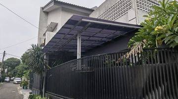 Gambar 3 Rumah Di Griya Loka Bsd