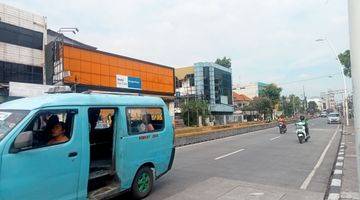 Gambar 4 Di jual showroom Mazda 2lantai dengan mekanisme Lelang as is di Jl.Jatinegara Barat no.140 Kel Kampung Melayu Kec.Jatinegara Jakarta Timur