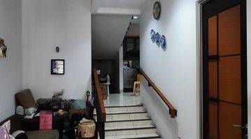 Gambar 2 Dijual Rumah 3 Lantai Model Minimalis Di Kelapa Lillin Kelapa Gading