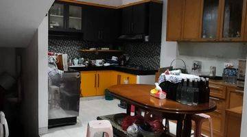 Gambar 3 Dijual Rumah 3 Lantai Model Minimalis Di Kelapa Lillin Kelapa Gading