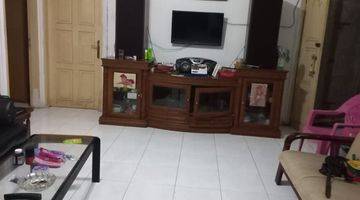 Gambar 2 Di Jual Cepat Rumah hadap Utara 2 Lantai SHM