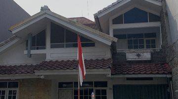 Gambar 1 Rumah Sederhana Cocok Untuk Kantor di Komplek, Batununggal