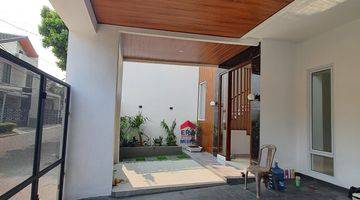 Gambar 2 Dijual Rumah 2 Lantai Minimalis Modern Di Cluster Kucica Sektor 9 Bintaro Tangerang Selatan