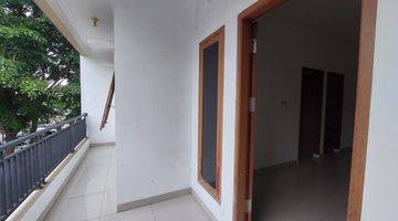 Gambar 4 Rumah Bagus 2 Lantai Shm, Lt 200 M2,lb 280 M2,kt 4+1,km 3+1 Siap Huni Di Harapan Indah I,bekasi 