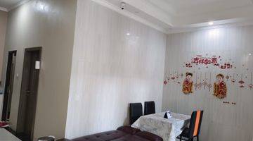 Gambar 4 Rumah 3 Lantai Full Furnish Grand Sutra Kuta Bumi Tangerang Banten