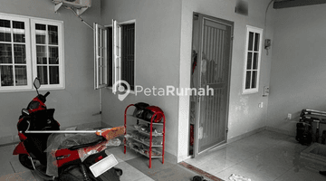 Gambar 2 Rumah Komplek The Bahamas