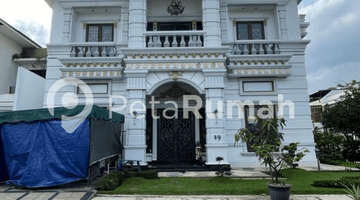 Gambar 1 Villa Jalan Rumah Sakit Haji Komplek Mutiara Residence