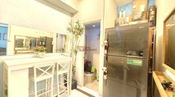 Gambar 2 Dijual Unit Langka 2BR Hook Medit 2 Tanjung Duren Furnished Bagus