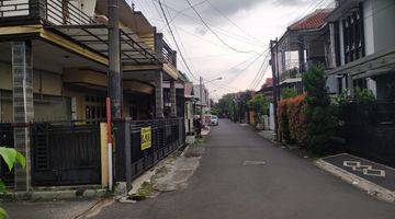 Gambar 2 Dijual Rumah 3 Lantai Siap Huni di Antapani, Kota Bandung