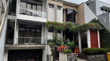 Gambar 1 For Rent / Disewa Rumah Townhouse 3 Lantai Mewah Modern Minimalis 