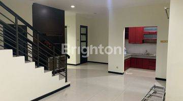 Gambar 4 RUMAH SEMI FURNISHED DI ROYAL RESIDENCE DEKAT WIYUNG DAN PAKUWON MALL