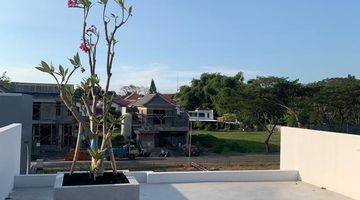 Gambar 4 Jual Rumah Baru Mewah Crystal Golf Citraland