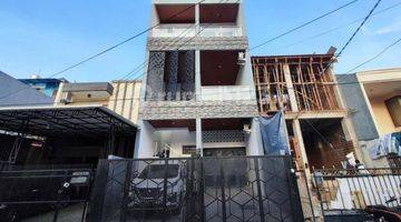 Gambar 2 Dijual Rumah 3,5 Lantai di Perumahan Puspa Gading, Kelapa Gading