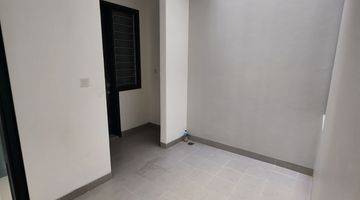 Gambar 5 Di Jual Rumah 4+1 Kamar Tidur 2 Lantai Pantai Indah Kapuk 8x12.5