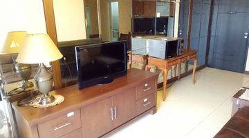 Gambar 3 Jual Apartement Cosmo Mansion 2BR 1BT Nego