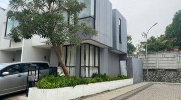 Gambar 2 Rumah Siap Huni 2 Lantai Gyan Residence Hook