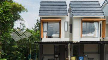 Gambar 1 Rumah Modern 2 Lantai Nempel Gading Serpong Dan Bsd