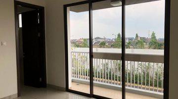 Gambar 2 Disewakan Rumah Minimalis Modern Di Komplek Elite Sumarecon Bandung 