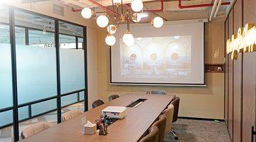 Gambar 4 Ruang Kantor di Senayan Kantor Modern Full Furnished