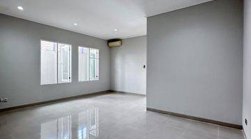 Gambar 1 Rumah Mewah Lokasi Premium Siap Huni Di Pondok Indah Ut 14154