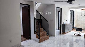 Gambar 3 Rumah Modern Minimalis 2 Lantai Area Bintaro Td14476