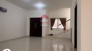 Gambar 3 Rumah Semi Furnished Mewah Di Casia Jakarta Garden City