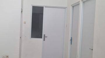 Gambar 4 Rumah siap huni di lengkap kios dgn rolling door lipat 