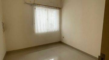 Gambar 4 Dijual Rumah 2 lantai semi furnished di Cluster Galaxy 