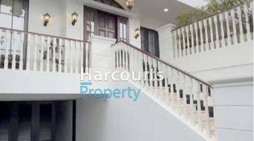 Gambar 2 Rumah Semi Furnished di Jalan Kebayoran Baru , Jakarta Selatan