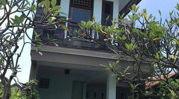 Gambar 1 Rumah 2 Lantai Bagus Furnished di Sanur Kauh, Denpasar