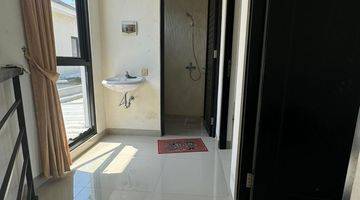 Gambar 2 Rumah Wellington Park Unfurnished SHM - Sertifikat Hak Milik