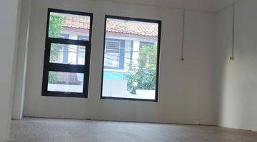 Gambar 1 Disewakan  Rumah Semi Furnished Di Mainroad Surya Sumantri