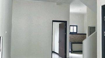 Gambar 4 Rumah 2 Lantai Baru Unfurnished SHM di Gegerkalong, Bandung