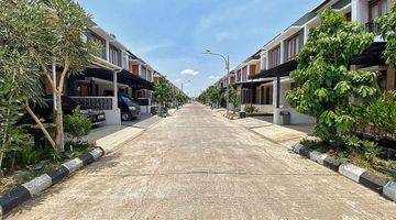 Gambar 3 Rumah 2 Lantai Bagus Semi Furnished SHM di Buah Batu, Bandung