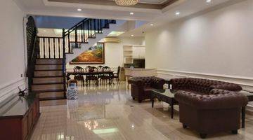 Gambar 1 Rumah Full Furnish di Lokasi Premium Area Menteng 