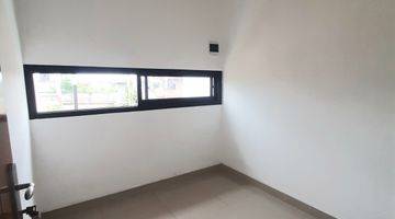 Gambar 3 Rumah murah Ready stock 2 lantai Minimalis di pamulang