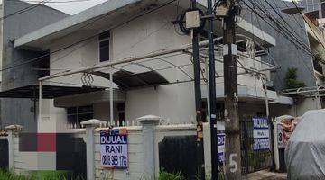 Gambar 2 Dijual rumah tua hitung tanah