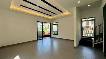 Gambar 2 HOUSE FOR SALE Rumah Mewah
SCANDINAVIAN STYLE (2 lantai)