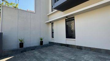 Gambar 3 HOUSE FOR SALE Rumah Mewah
SCANDINAVIAN STYLE (2 lantai)