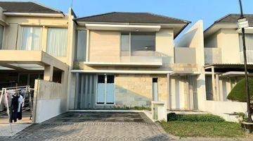 Gambar 1 Forsale Royale Residence Greenwich Minimalis Depan Taman!