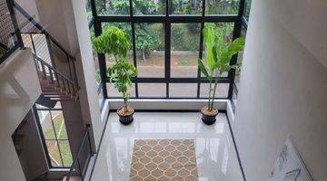 Gambar 5 Dijual Rumah Modern Versailles Bsd City, Shm