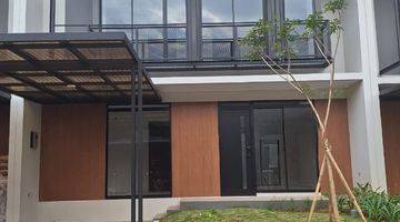 Gambar 1 Rumah di Kota Baru Parahyangan Bandung, Bangunan Baru Siap Huni